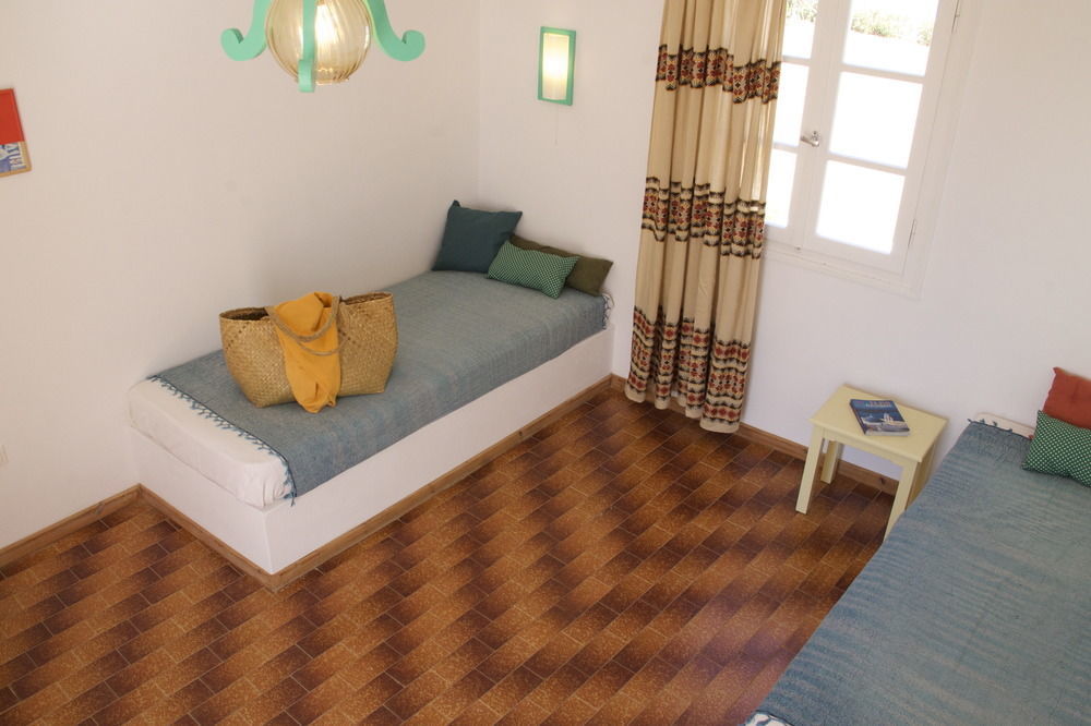 Arokaria Seaside Hotel Амбелас Екстериор снимка